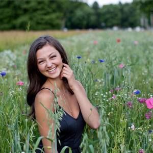 Meet your Posher, Anna